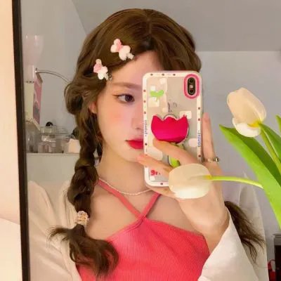 女服务员
